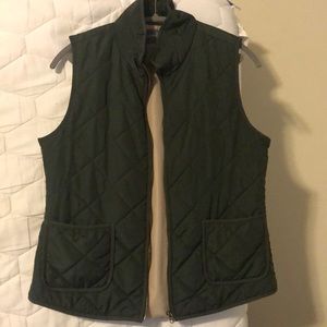 Market & spruce olive quilted vest